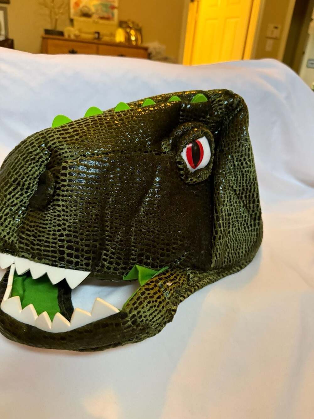 Universal Studios Jurassic Park T-Rex Head Mask